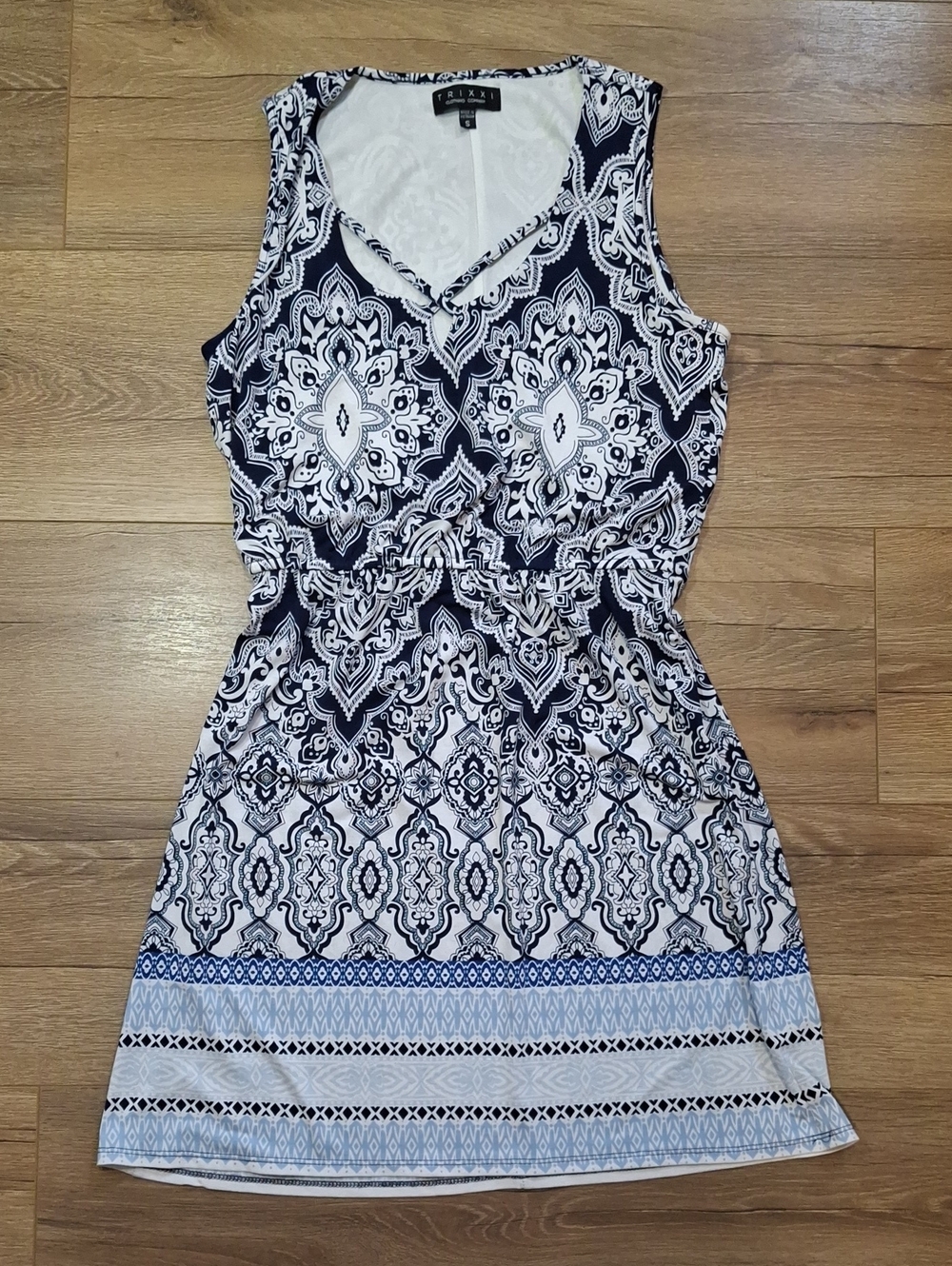 Trixxi Navy and White Sleeveless Printed Mini Dress